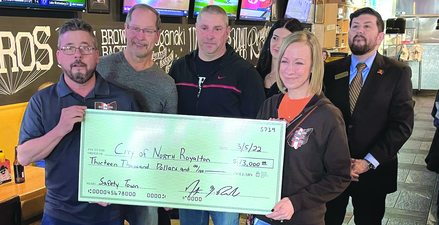 Royalton Recorder North Royalton Browns Backers cross finish line for